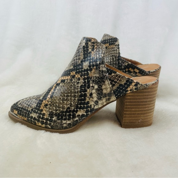 Report Women Size 6 Shoes Snake Skin Pointed Toe Mules Bootie Heels - Picture 2 of 9
